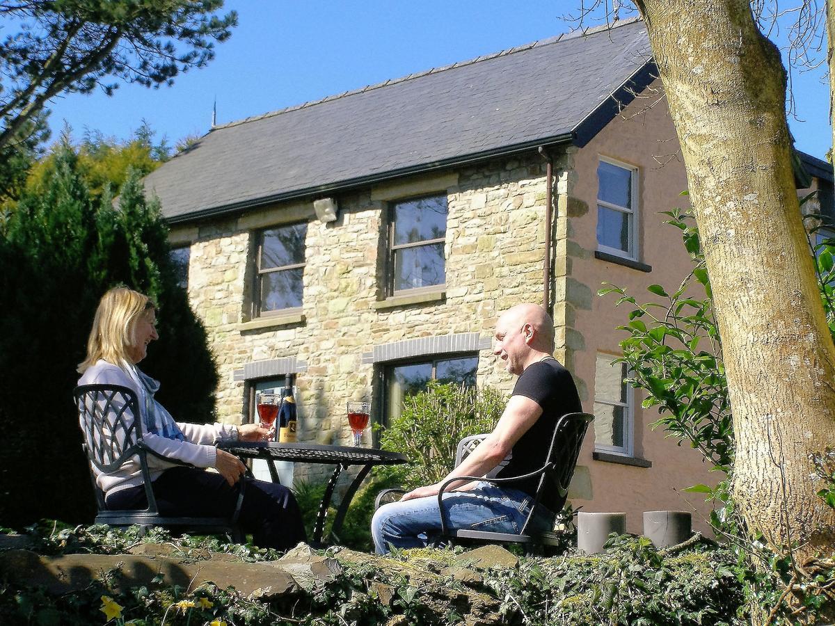 Ffynnon Fendigaid Bed And Breakfast Aberporth Eksteriør bilde